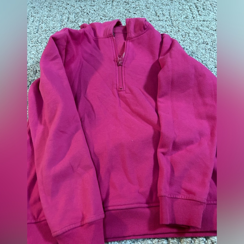 Small pink half zip up
